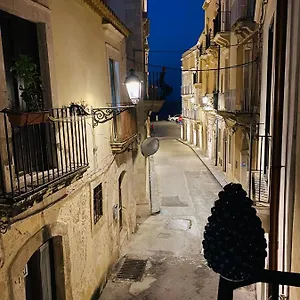 Casa 68 Ortigia Pensión